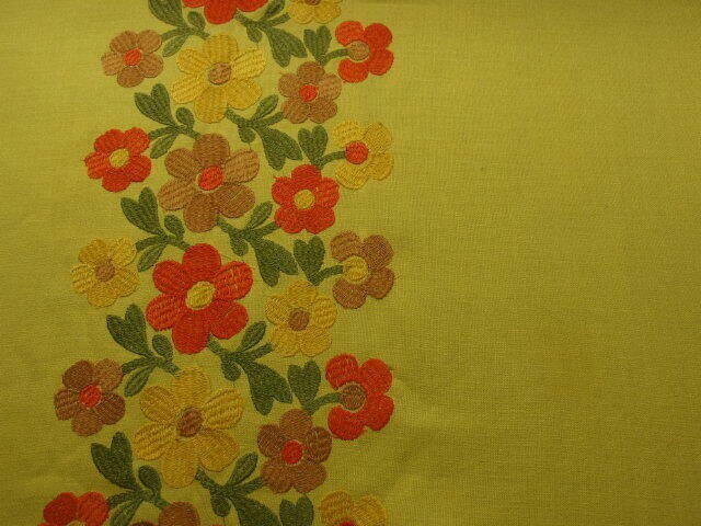 Vintage fabric. Retro flower embroidery yellow fabric 44" x 50"no:559 - Image 3