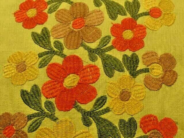 Vintage fabric. Retro flower embroidery yellow fabric 44" x 50"no:559 - Image 5